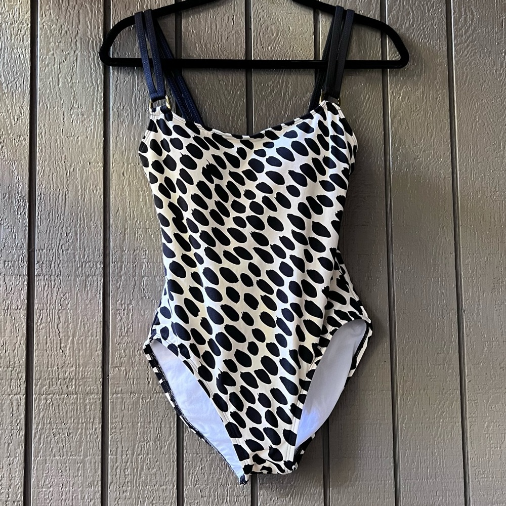 La Blanca Animal Print Black and Tan One Pieces Swimsuit Size 8
